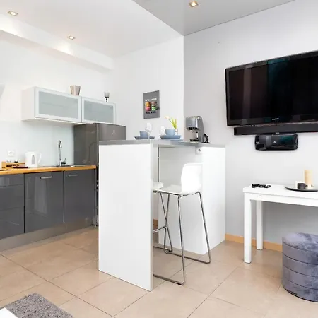 Lägenhet Old Town Neptun By Renters Gdańsk